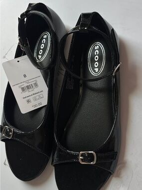 Scoop Women's Black Patent Mary Jane Flats with Ankle Strap